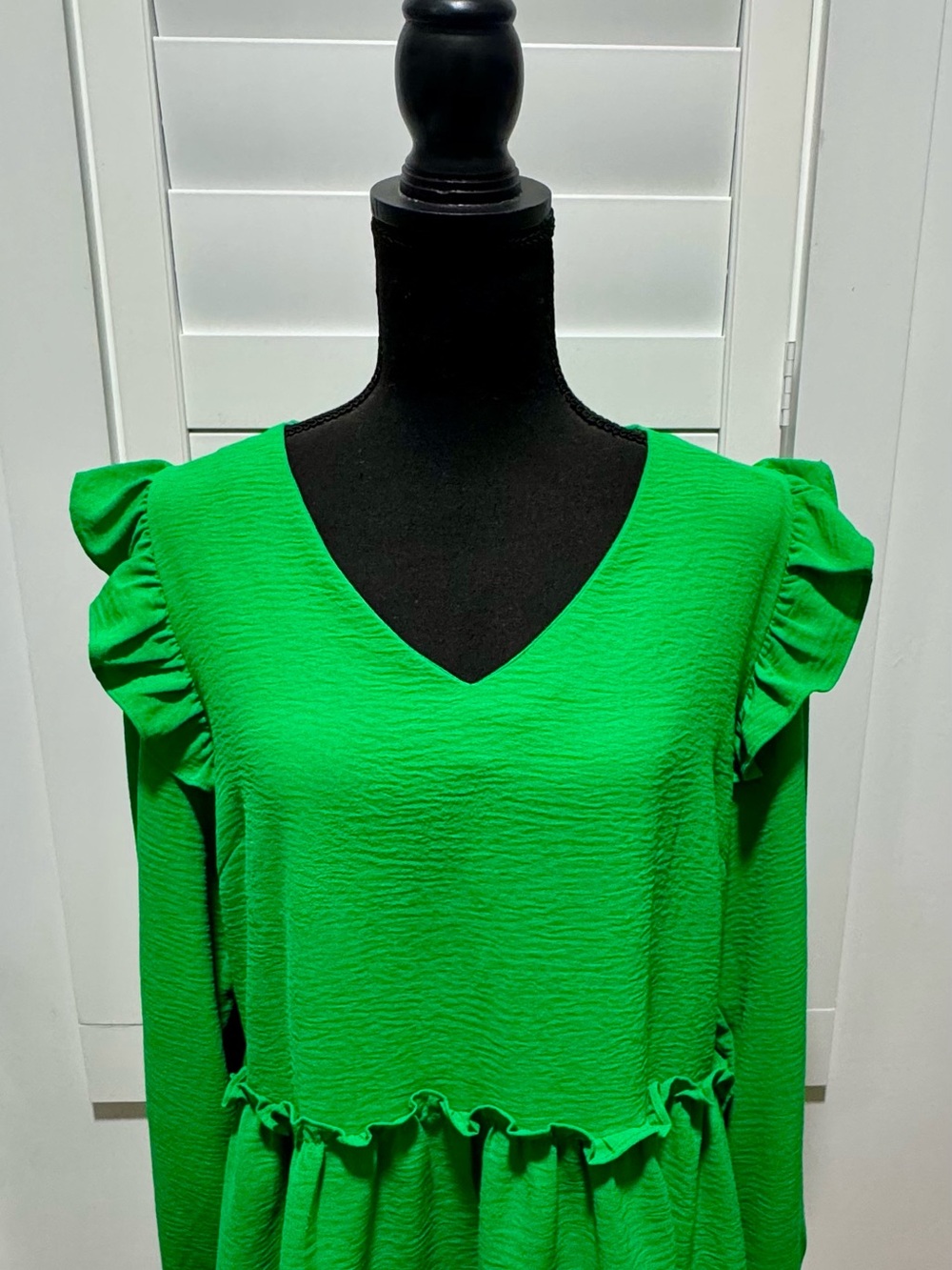 JODIFL Bright Green V-Neck Ruffle Sleeve Blouse